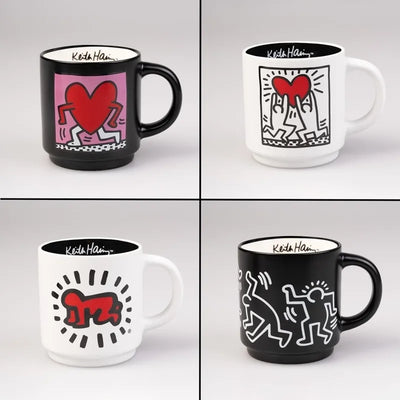 Keith Haring – 4 keraminių puodelių rinkinys su stovu, 300 ml