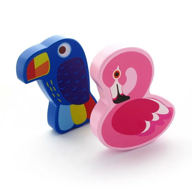 Mediniai barškučiai (Flamingas, Tukanas), modelis parenkamas atsitiktine tvarka