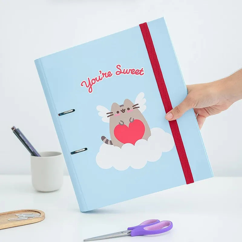 Pusheen – A4 formato segtuvas iš „Purrfect Love“ kolekcijos (2 žiedai, elastinė juostelė)