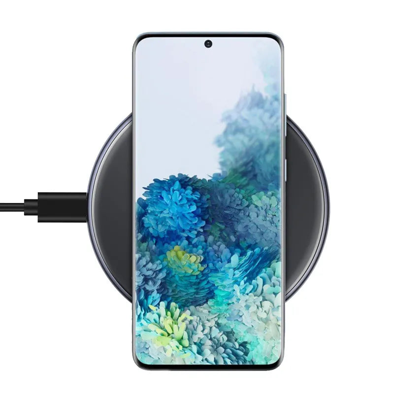 „Crong PowerSpot“ greitasis belaidis įkroviklis – 15 W aliumininis USB-C „Qi“ belaidis įkroviklis su grūdinto stiklo danga (Shadow Black)