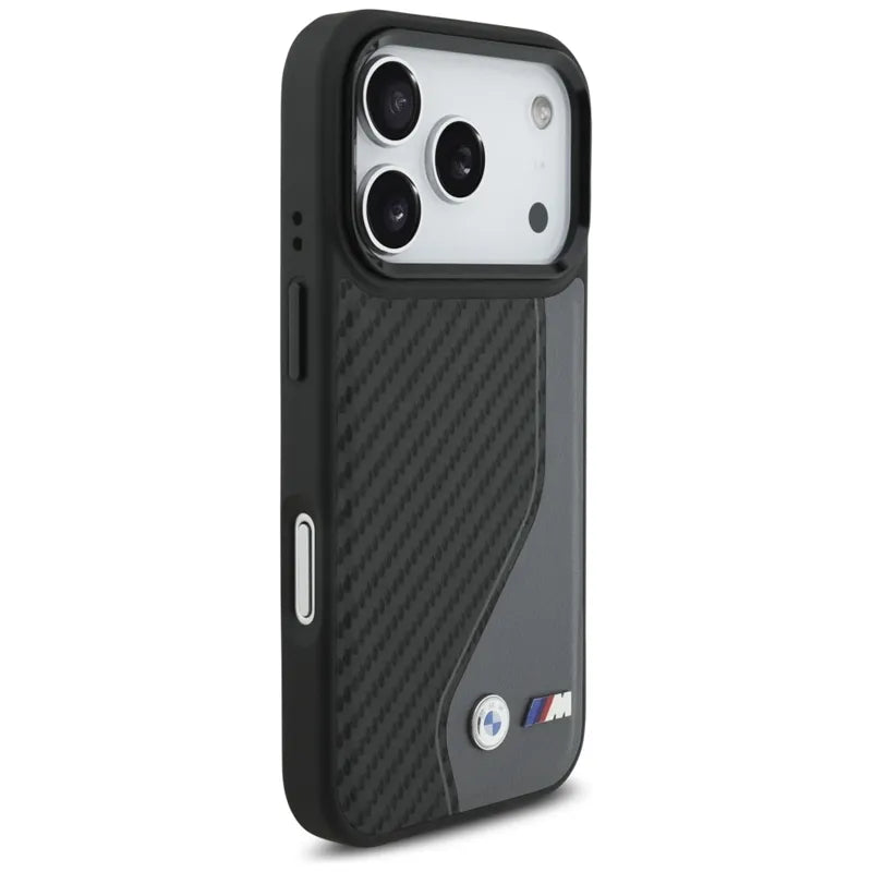 BMW M Carbon Logo MagSafe – Dėklas iPhone 17 Pro (antracito spalvos)