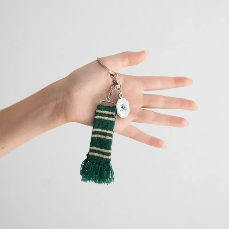 Harry Potter – Slytherin šaliko formos raktų pakabukas