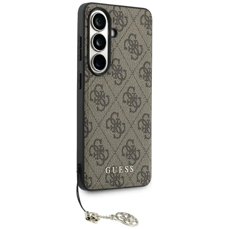 Guess 4G Classic Logo Charm MagSafe – dėklas Samsung Galaxy S26 (rudos spalvos)