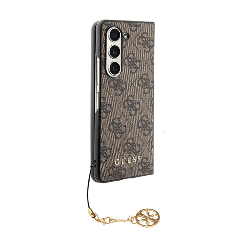 „Guess 4G Charms“ kolekcija – dėklas „Samsung Galaxy Z Fold 5“ telefonui (rudos spalvos)