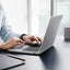 Spigen AirSkin – „MacBook Air“ dėklas 13,6 colio (M5/M4/M3/M2/2026-2022) (Frost Clear)