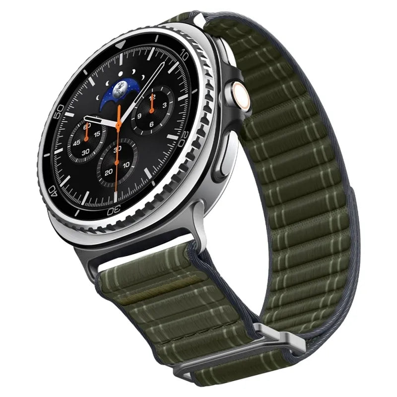 Spigen WBF0 apyrankė – dirželis Samsung Galaxy Watch 8 / 8 Classic 40 / 44 / 46 mm (žalia)