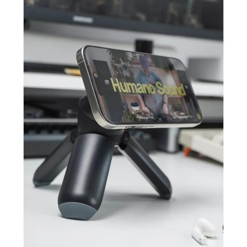 STM MagPod – „iPhone“ trikojis su „MagSafe“ suderinamumu – baltas