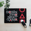 Squid Game – Durų kilimėlis (40 x 60 cm)