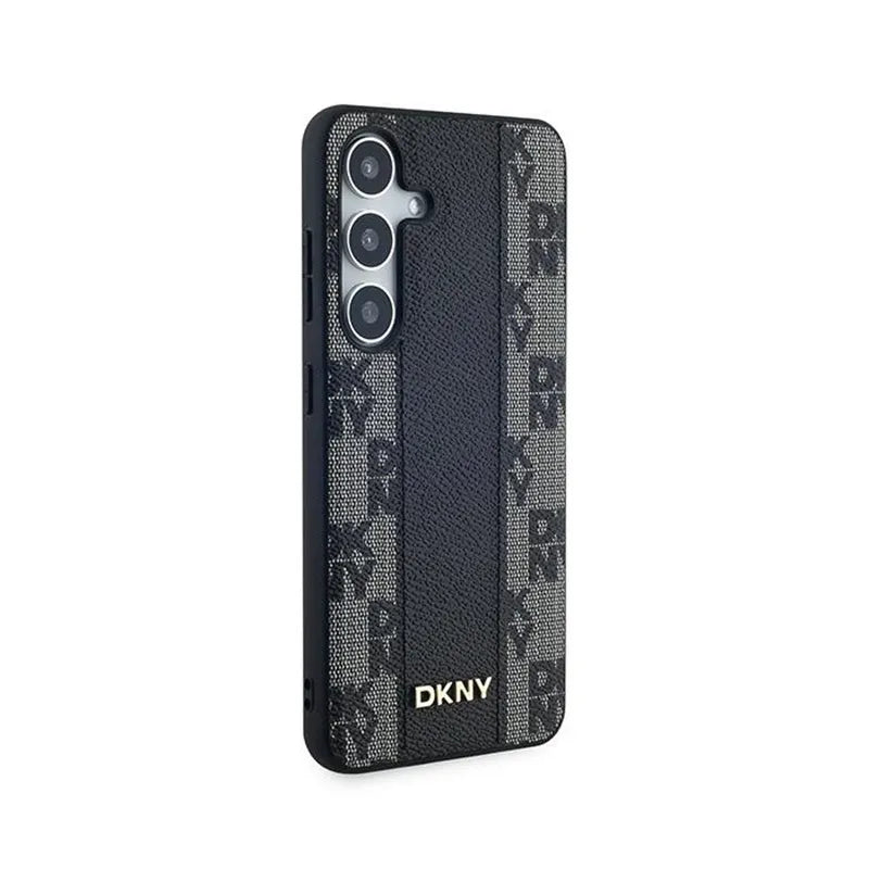 DKNY Leather Checkered Mono Pattern MagSafe - dėklas Samsung Galaxy S24+ telefonui (juodas)