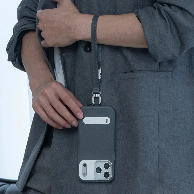 „Moshi Kameleon MagSafe“ – dėklas „iPhone 17 Pro“ su stovo funkcija (Midnight Gray)