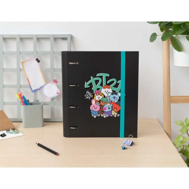BT21 - „Street Mood“ kolekcijos A4 segtuvas su lapais (4 žiedai, elastinė juosta)