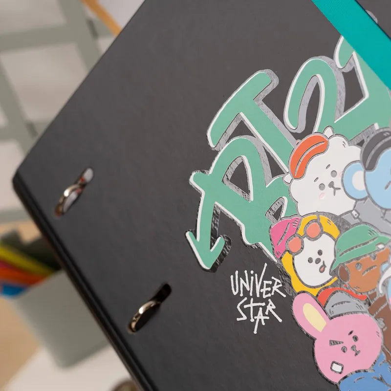 BT21 - „Street Mood“ kolekcijos A4 segtuvas su lapais (4 žiedai, elastinė juosta)