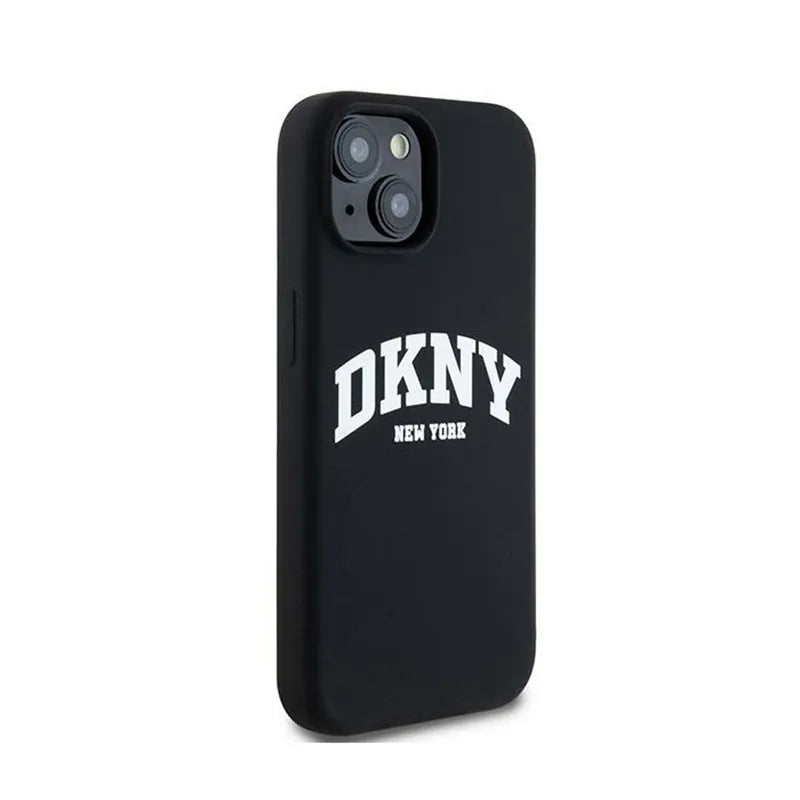DKNY Liquid Silicone White Printed Logo MagSafe – dėklas iPhone 15 / 14 / 13 (juodas)
