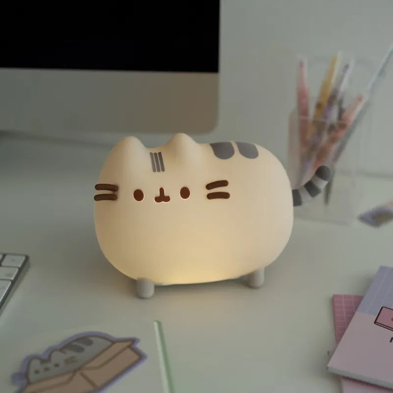 Pusheen – minkšta silikoninė LED naktinė lemputė vaikams su reguliuojamu ryškumu