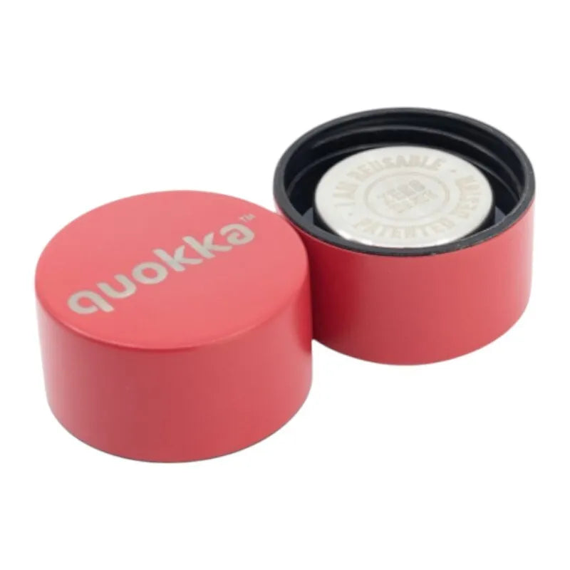 Quokka Solid With Strap – 630 ml nerūdijančio plieno termogertuvė su dirželiu (vyšninė raudona)