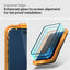 Spigen Alm Glass FC 2-Pack – Grūdintas stiklas, skirtas iPhone 15, 2 vnt. (juodas rėmelis)