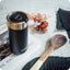 Quokka Boost Coffee Tumbler – nerūdijančio plieno termopuodelis su sieteliu 400 ml (juodas)