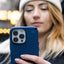 Speck Presidio2 Grip – neslystantis iPhone 15 Plus / 14 Plus dėklas (Coastal Blue / Black / White)