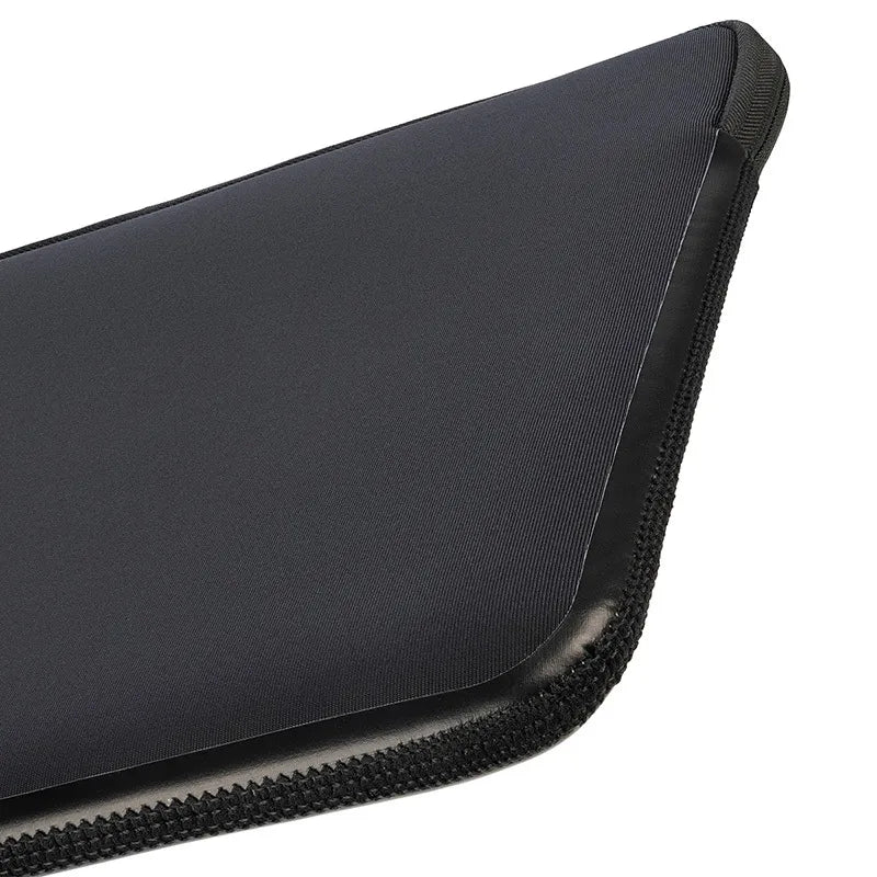TUCANO Elements 2 – „MacBook Pro 14“ dėklas (M5/M4/M3/M2/M1/2026-2021) (juodas)