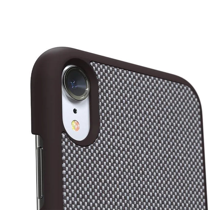 Nordic Elements Saeson Idun – dėklas Apple iPhone XR (tamsiai rudas raštas 1)