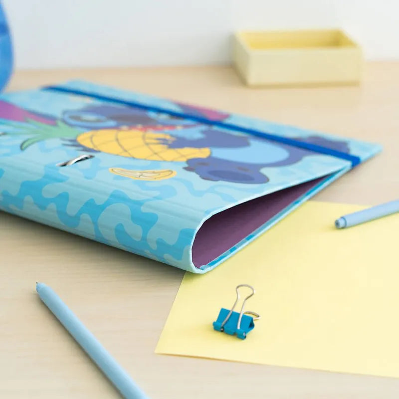 „Disney Stitch“ – A4 formato segtuvas iš „Tropical“ kolekcijos (2 žiedai, elastinė juostelė)