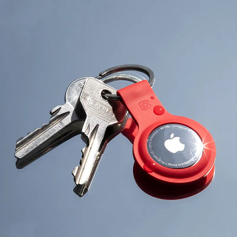 Crong silikoninis dėklas su raktų žiedu – apsauginis raktų pakabukas Apple AirTag 1/2 (raudonas)