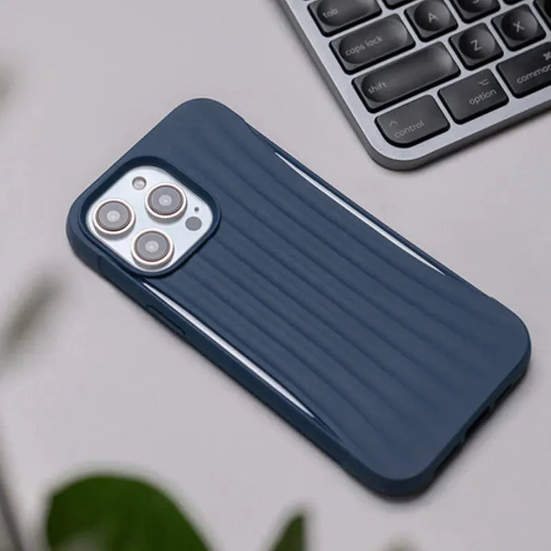 X-Doria Raptic Clutch - Biologiškai skaidus dėklas, skirtas iPhone 14 (atsparus kritimui iš 3 m) (mėlynas)