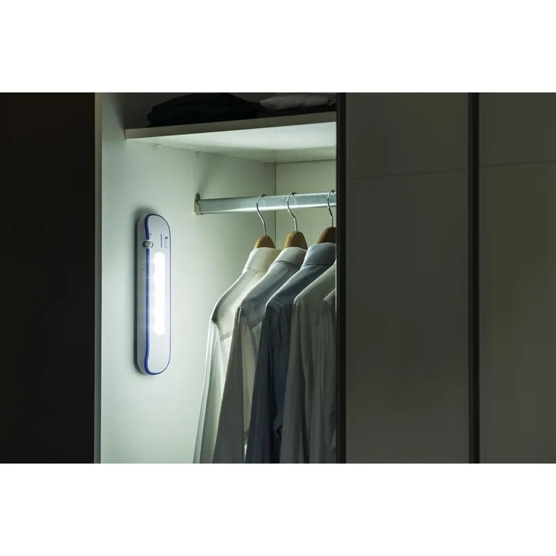 Grundig – LED šviestuvas spintelei