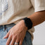 Crong Wave Band – pintas dirželis, skirtas Apple Watch 38/40/41/42 mm (juodas)