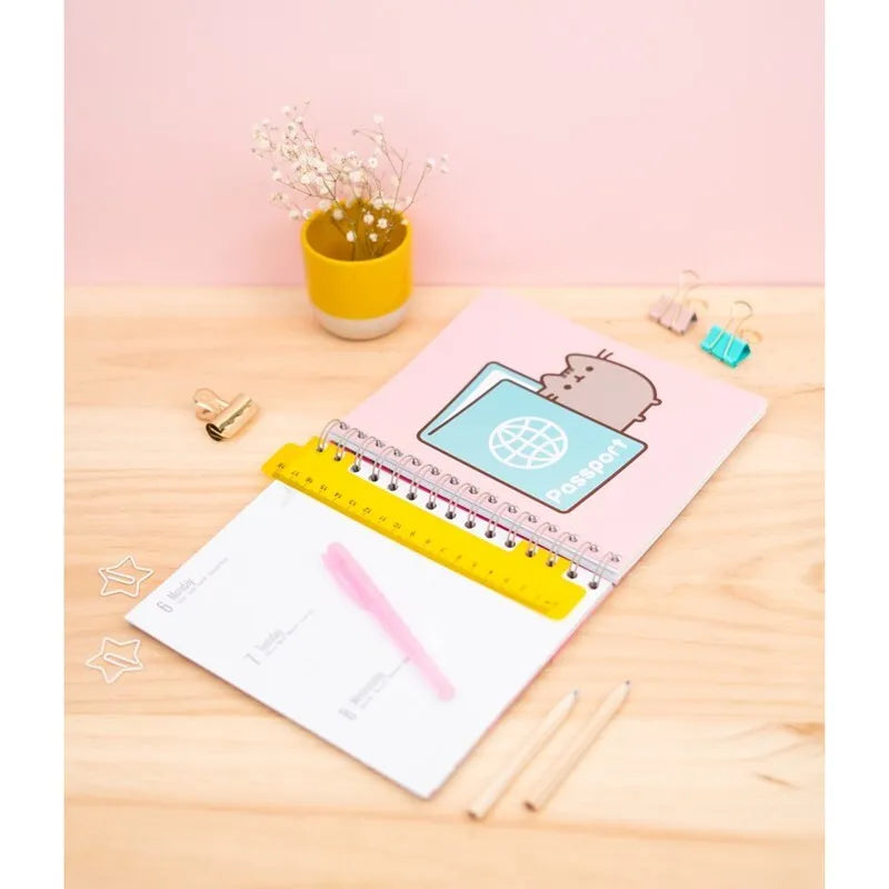 Pusheen – Planuotė 2019/2020 (15,5 x 19 cm)