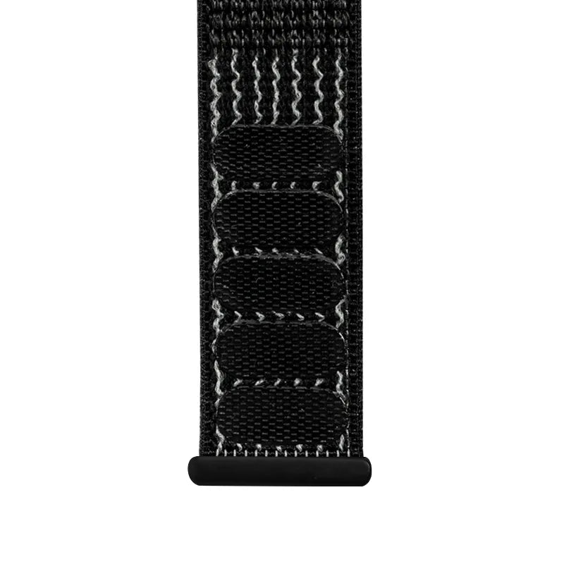 Crong Nylon Reflex – sportinis dirželis Apple Watch 38/40/41/42 mm (juodas)