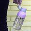 Quokka Ice Kids su dirželiu – 430 ml talpos Ecozen gertuvė su dirželiu (Feathers)
