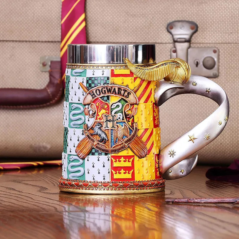 Harry Potter – nerūdijančio plieno puodelis / „Auksinio šmotelio“ formos puodelis dovanų dėžutėje, 600 ml