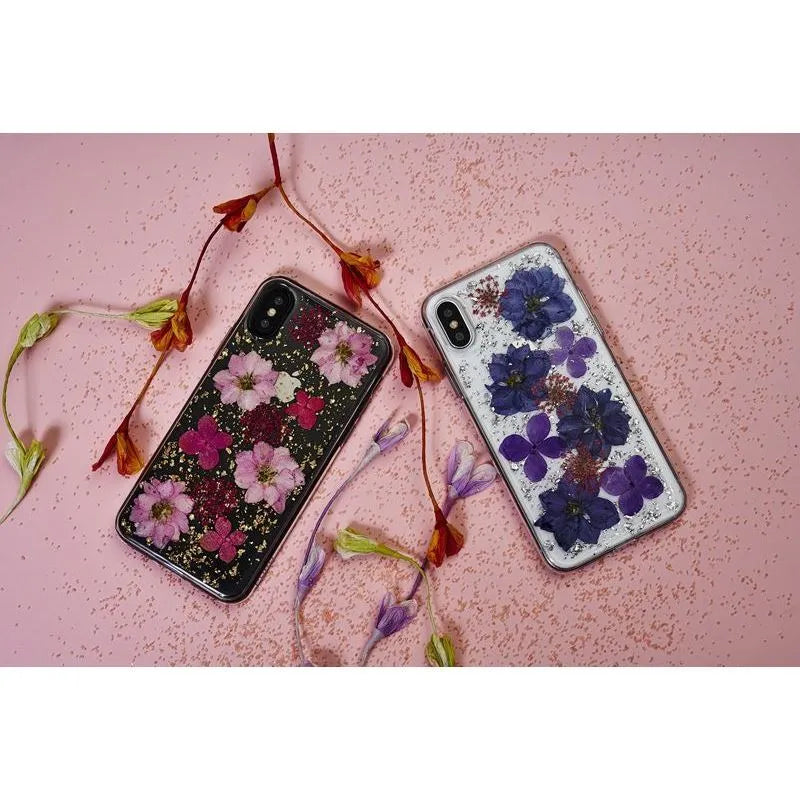 PURO Glam Hippie Chic dangtelis – dėklas „iPhone XR“ (tikrų žalių gėlių žiedlapių dizainas)