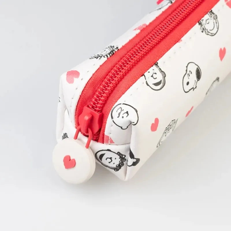 Snoopy – pieštukinė su tušinuku ir pieštuku iš Love Season kolekcijos