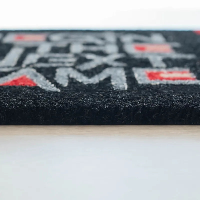Squid Game – Durų kilimėlis (40 x 60 cm)