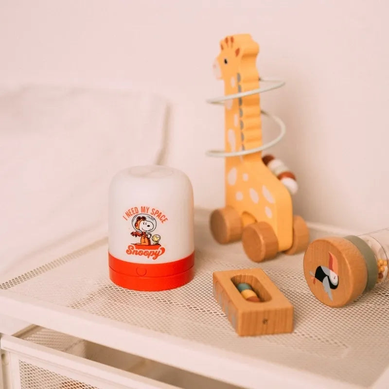 Snoopy – belaidė USB-C LED nuotaikos lemputė vaikams su reguliuojamu ryškumu