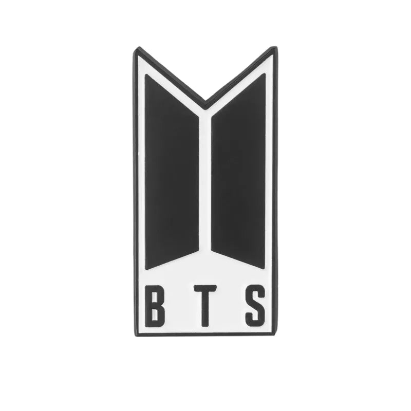 BTS – Metalinis logotipo ženkliukas