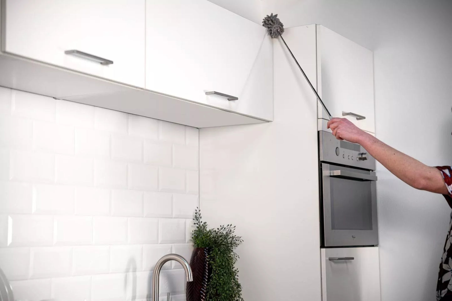 Dirt Devil teleskopinis dulkių šepetys, 28–76 cm, šeniliniai šereliai, įvairių spalvų 871125247710