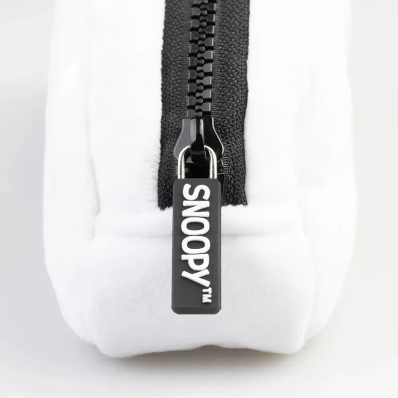 Snoopy – Pliušinis penalas priedams iš „Lazy Days“ kolekcijos
