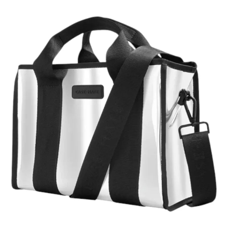 „Case-Mate“ mini kelioninis krepšys „Mini Travel Tote“ – vandeniui atsparus kelioninis krepšys per petį (sidabrinis chromas)