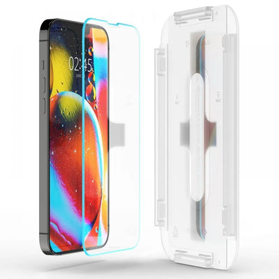 Spigen Glas.TR EZ Fit – grūdintas stiklas Apple iPhone 16e / iPhone 14 / iPhone 13 / iPhone 13 Pro (skaidrus)