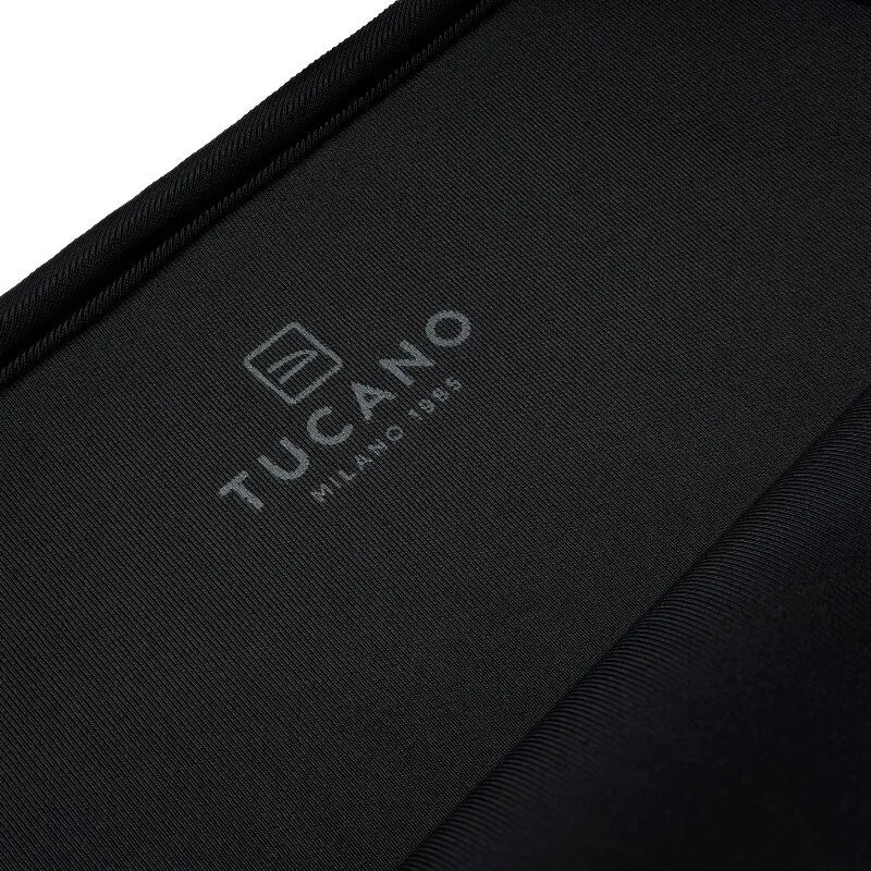 TUCANO Velluto 2 – dėklas MacBook Pro 14" (M5/M4/M3/M2/M1/2026-2021) / 13" nešiojamiesiems kompiuteriams (juodas)