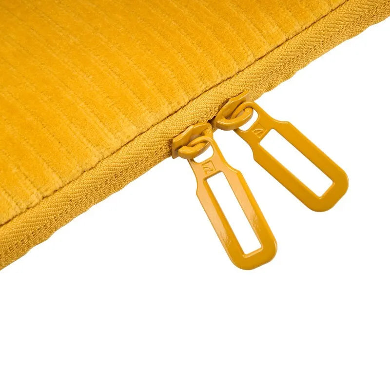 TUCANO Velluto 2 – Dėklas MacBook Pro 14" (M5/M4/M3/M2/M1/2026-2021) / 13" nešiojamam kompiuteriui (geltonas)