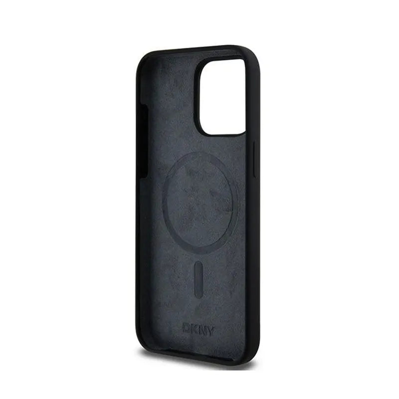 DKNY Liquid Silicone White Printed Logo MagSafe – dėklas iPhone 13 Pro Max telefonui (juodas)