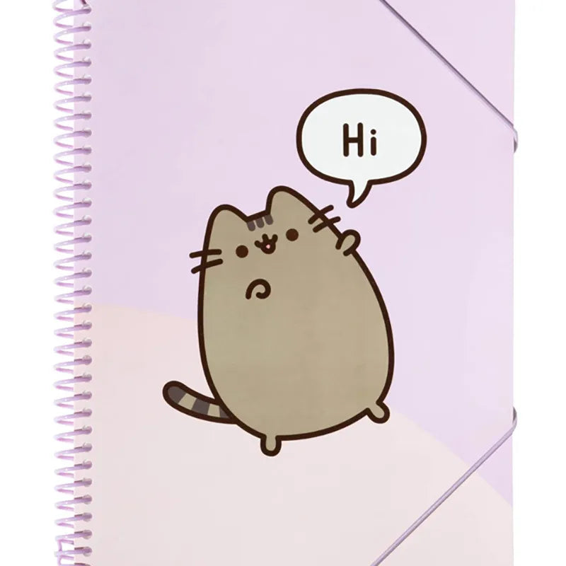 Pusheen – A4 formato segtuvas su elastine juosta + 30 skaidrių įmaučių