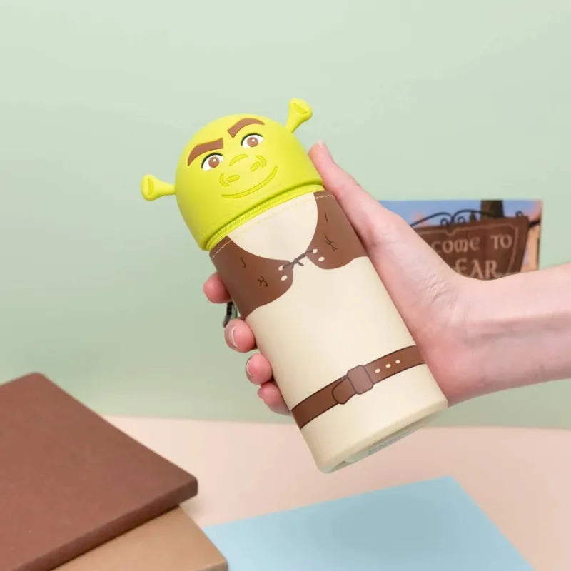 Shrek – 3D tūtelės formos penalas su išskleidžiamu pagrindu