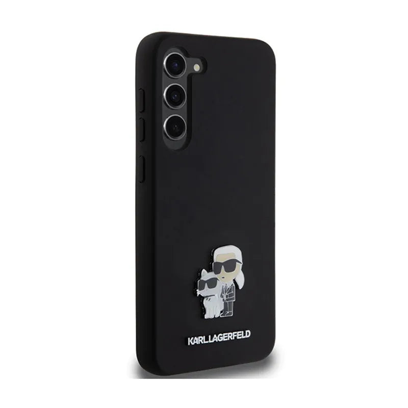 Karl Lagerfeld Silicone Karl & Choupette Metal Pin dėklas Samsung Galaxy S24+ (juodas)