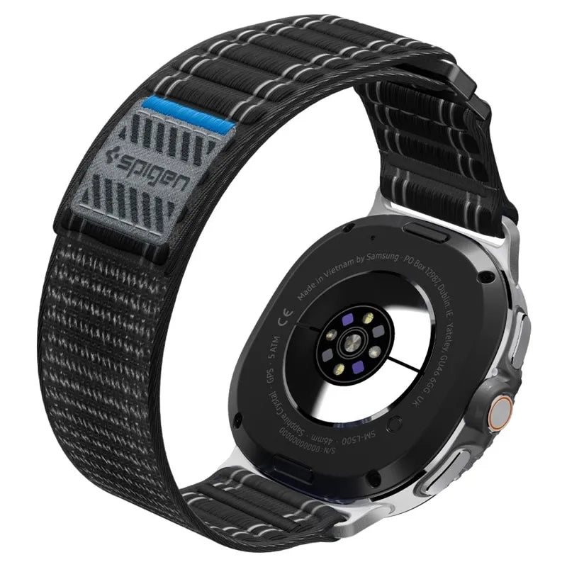 Spigen WBF0 apyrankė – Dirželis Samsung Galaxy Watch 8 / 8 Classic 40 / 44 / 46 mm (juoda)