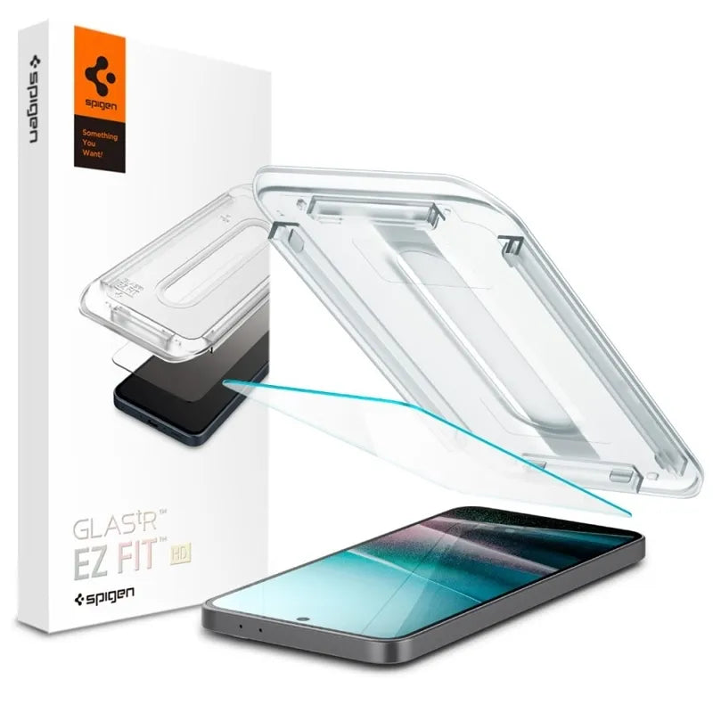 Spigen GLAS.TR EZ Fit HD - grūdintas stiklas, skirtas Samsung Galaxy A36 5G / A37 5G